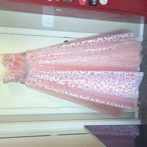 Rachel Allan, size 4, coral prom dress